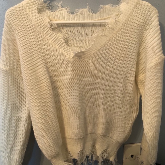 Cream sweater - Picture 1 of 1